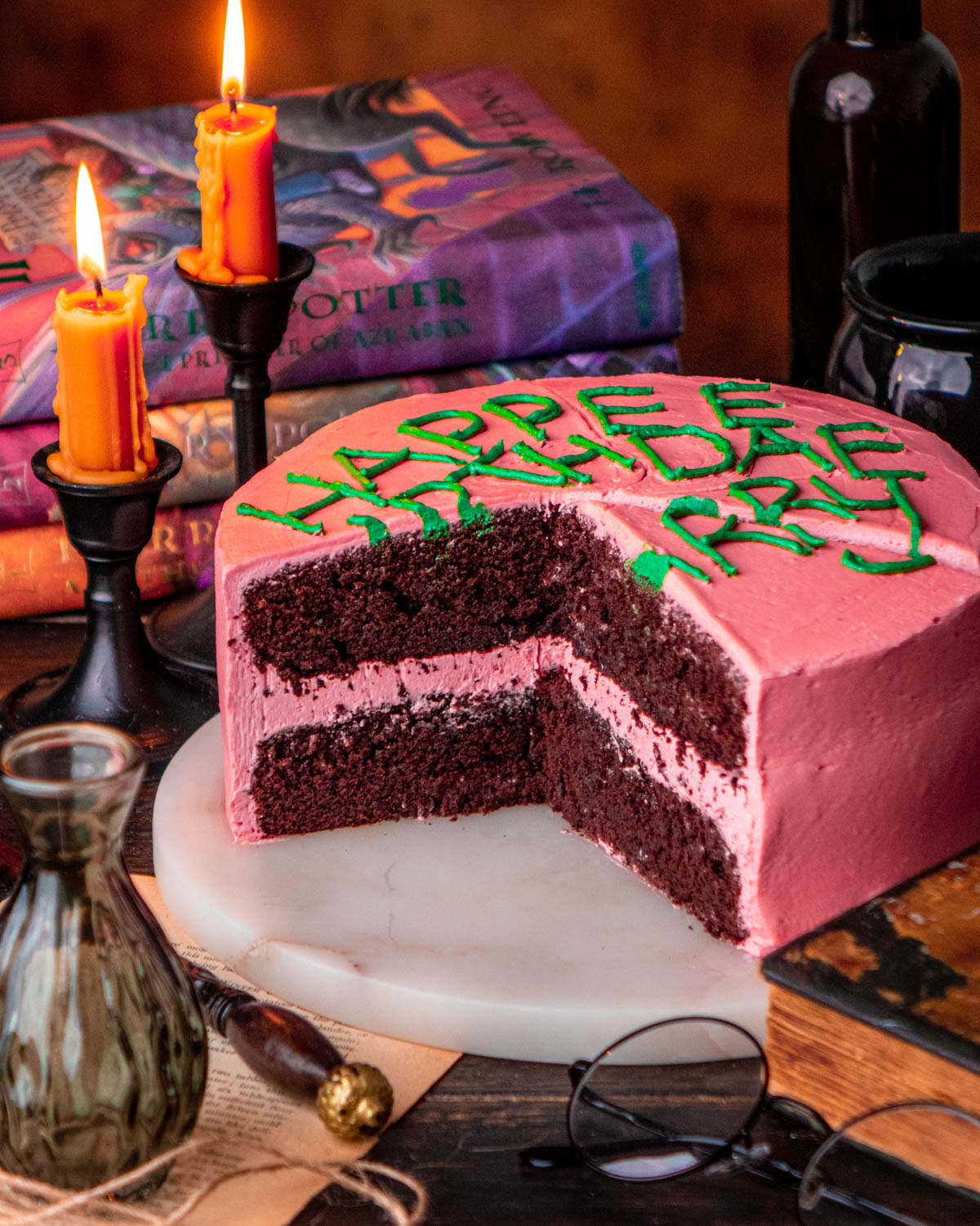 33 Best Harry Potter Cakes in 2022 : Burgundy Cake with Hogwarts Letter